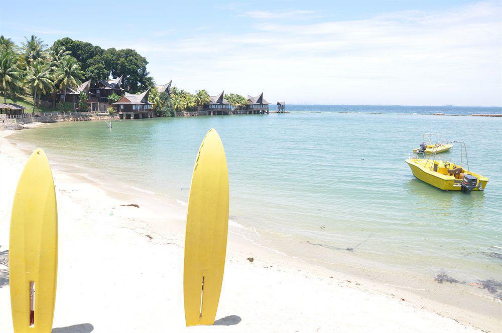 Batam View Beach Resort Nongsa Bagian luar foto